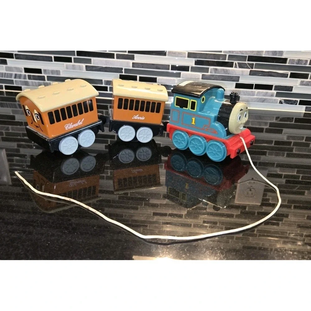 Thomas the Tank Engine Train * Pull Along Toy * Annie and Clarabel * with Sounds